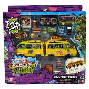 Teenage Mutant Ninja Turtles Teeny Tiny Turtles Bodega Run Playset - Yellow